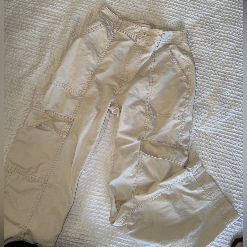 Abercrombie & Fitch Beige Cargo Pants